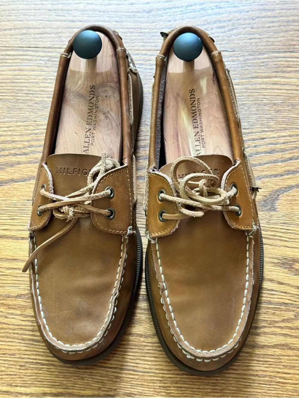 Tommy Hilfiger Men’s Brown Leather Boat Shoes Size 10 Deck Shoes